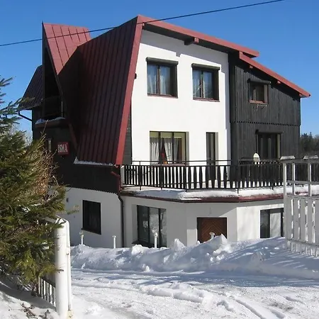 DOM TURYSTÓW - tanie pokoje w centrum Karpacza, bezpłatny parking, cicha okolica Kwatera prywatna